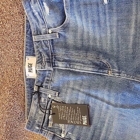 PAIGE - Picture 2 of 11